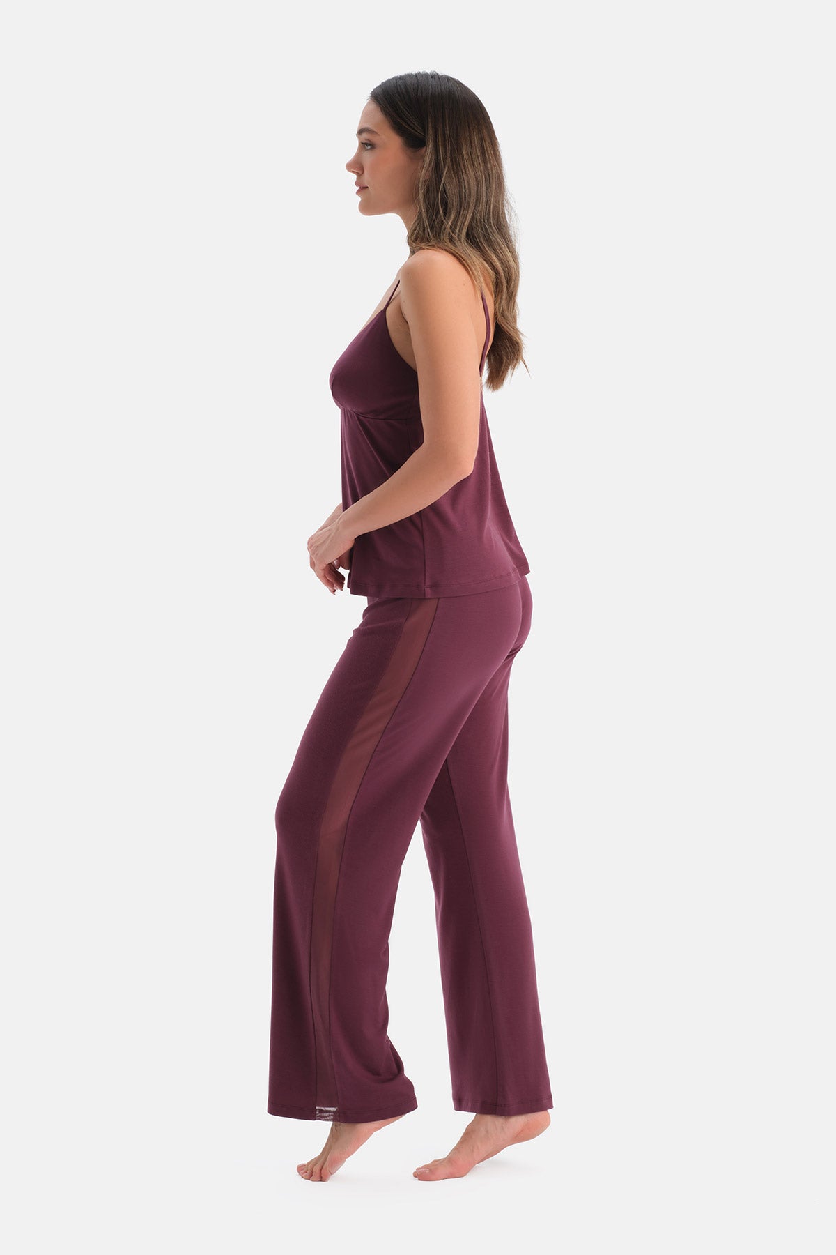 Bordo Dantel Detaylı Sütyen