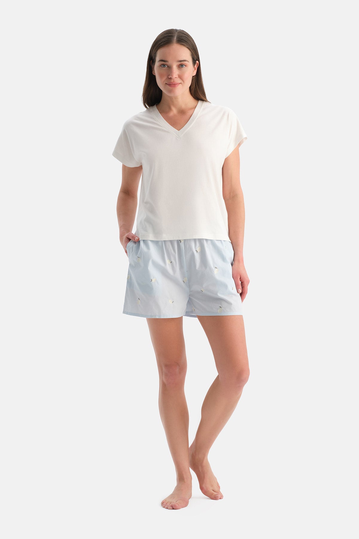 V YAKA KISA KOLLU TİŞÖRT LİMON NAKIŞLI ŞORT TAKIM