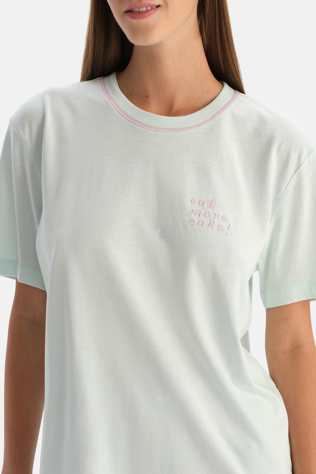 Su Yeşili Kısa Kollu Baskı Detaylı Tişört Şort Takım