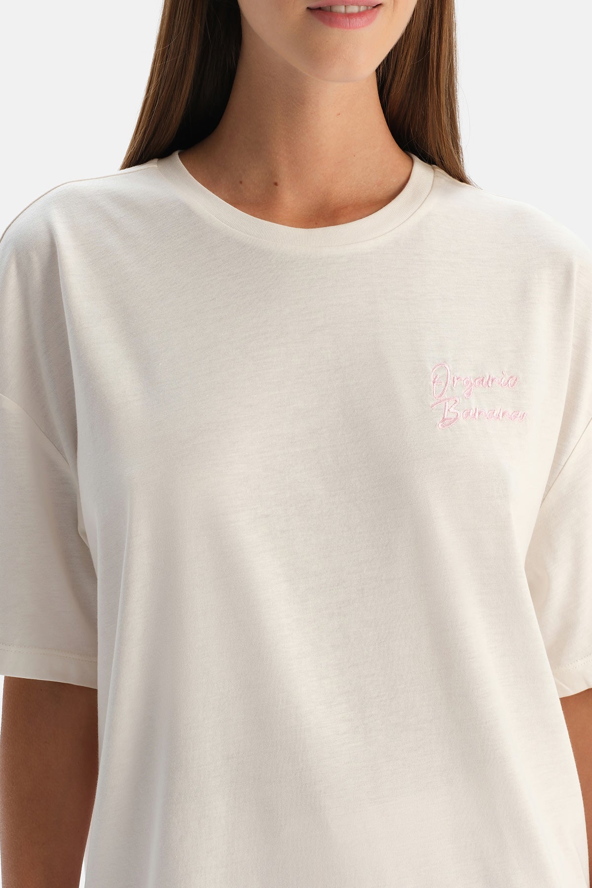 Ekru Baskı Detaylı Kısa Kollu Tişört Pantolon Takım