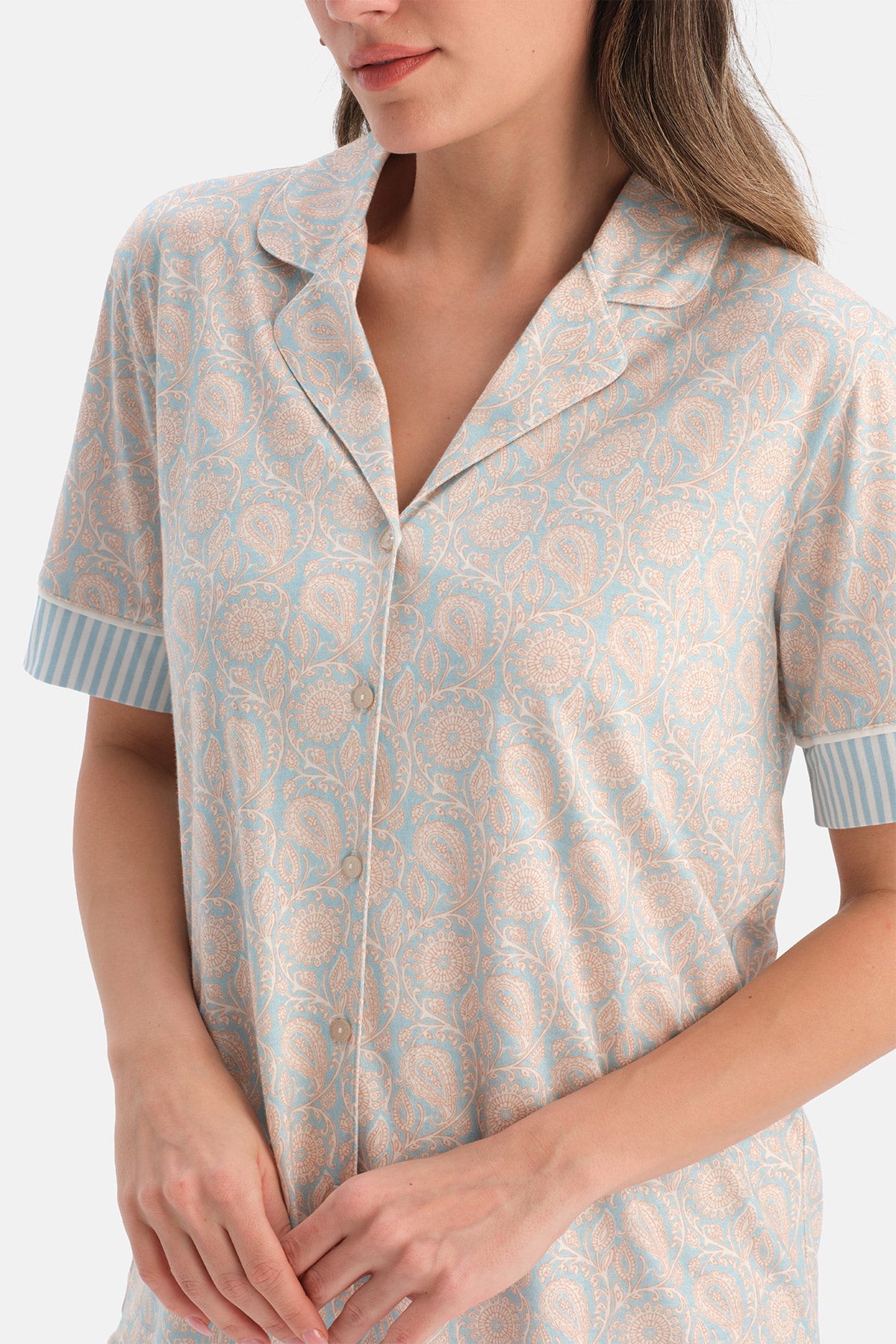 ŞAL DESENLİ GÖMLEK ŞORT TAKIM