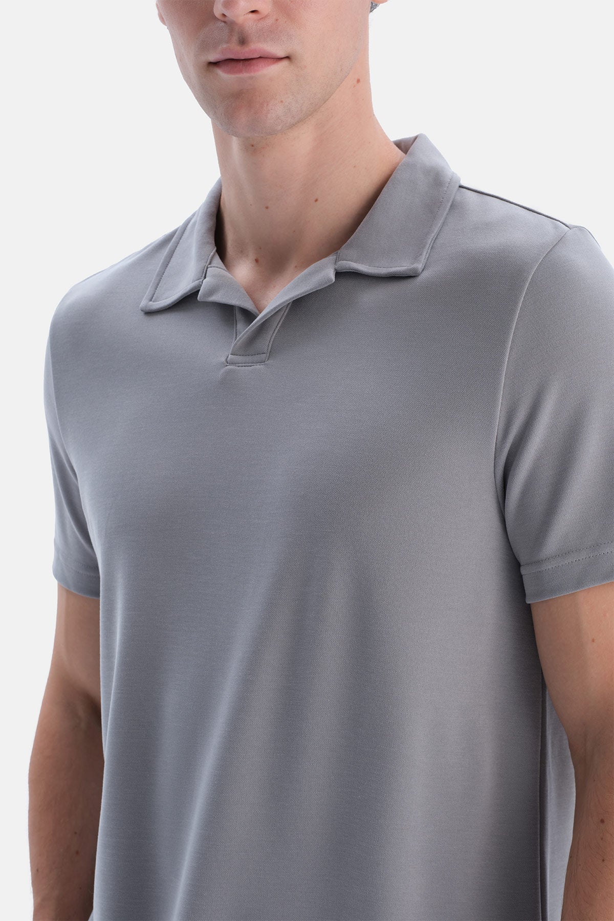 Gri Polo Yaka Pike Tişört