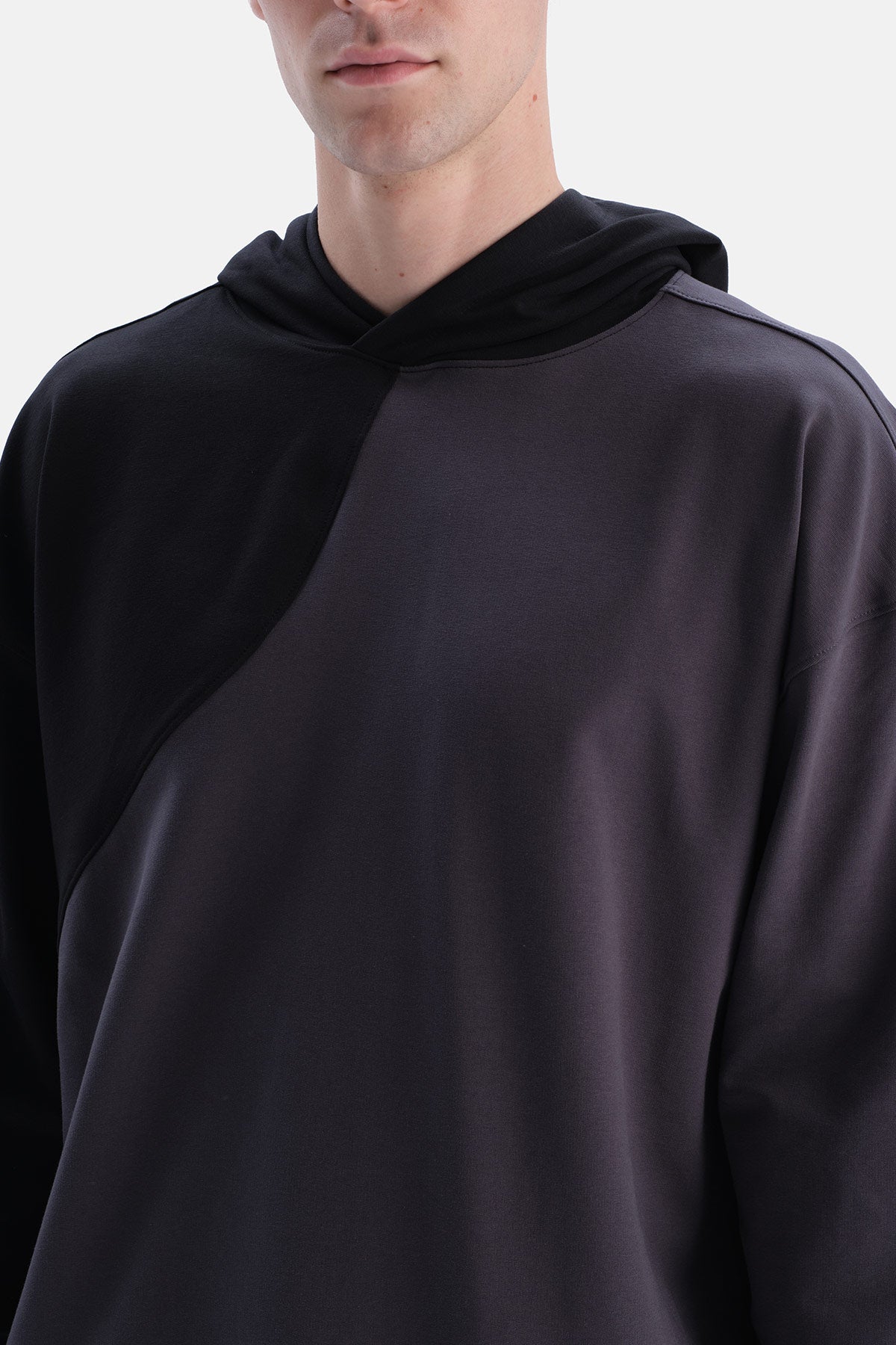 Siyah Kapşonlu İki Parçalı Sweatshirt