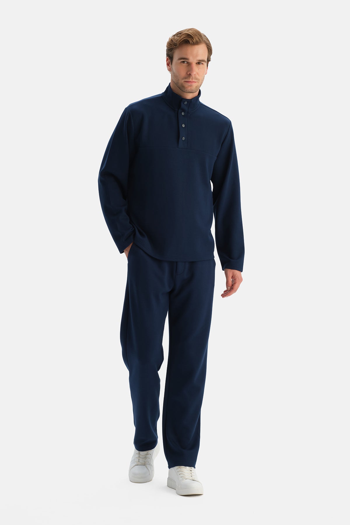 Lacivert Çıtçıt Detaylı Pantolon