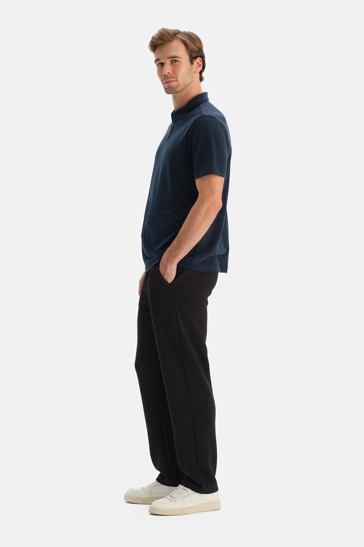 Siyah Çıtçıt Detaylı Pantolon