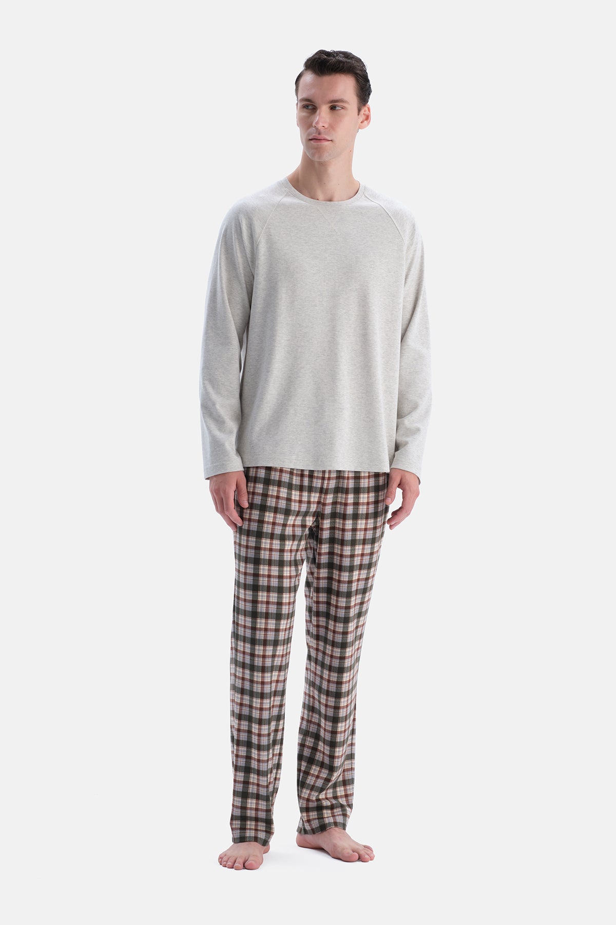 REGLAN KOLLU TİŞÖRT EKOSE PANTOLON TAKIM
