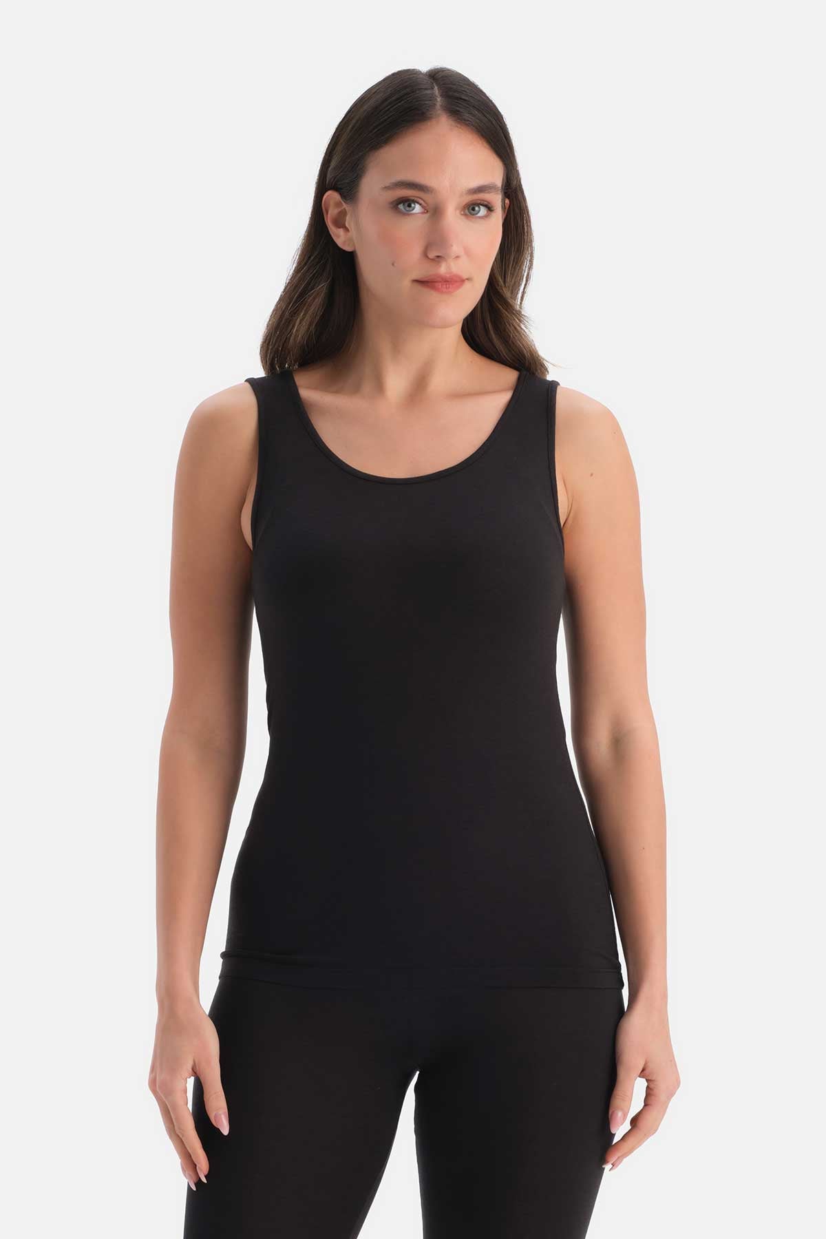 Siyah Kadın Termal Atlet