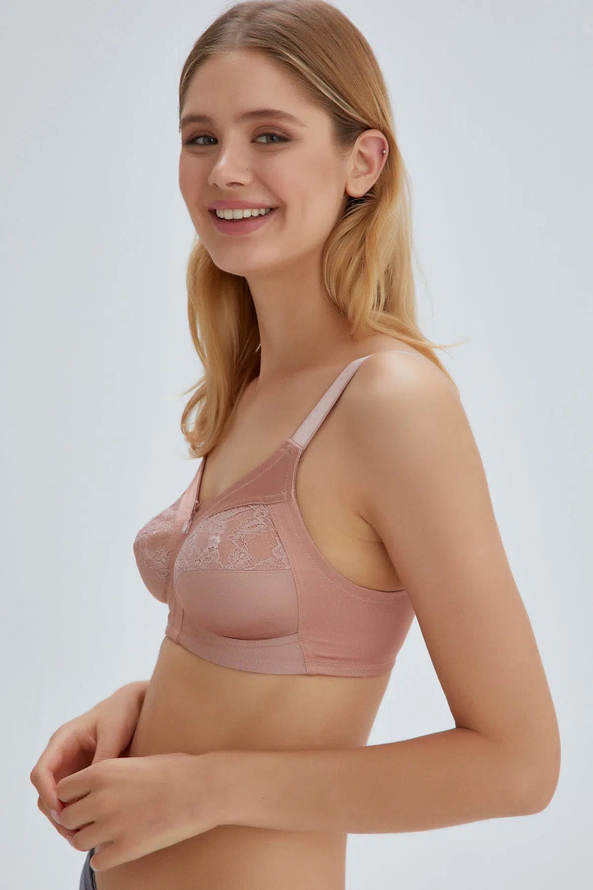 Pudra Diana Toparlayıcı Minimizer Sütyen