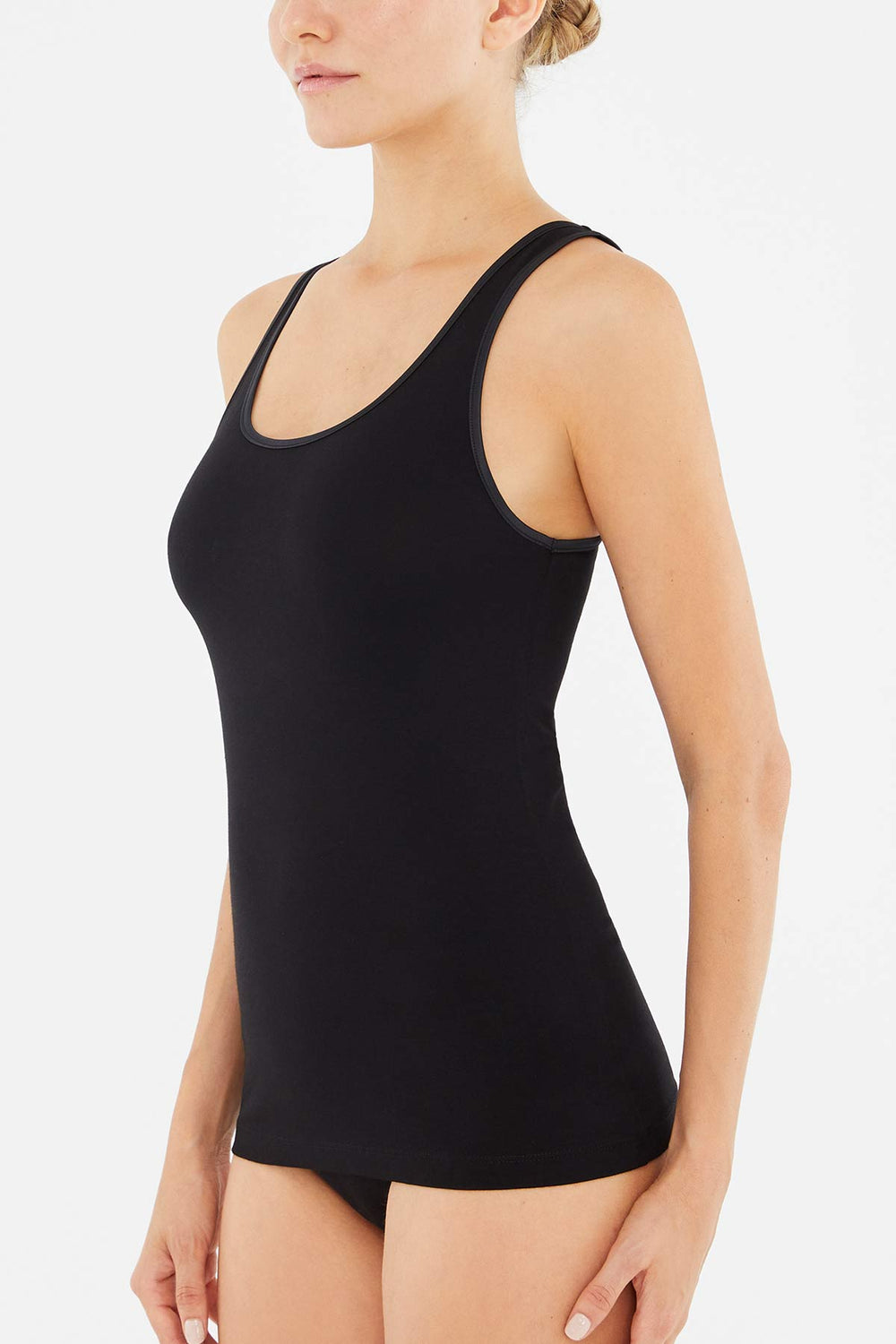 Siyah Geniş Yaka Kalın Askılı Penye Kadın Atlet