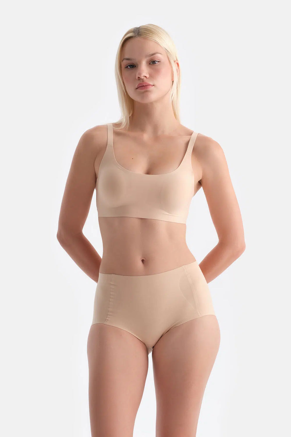 Ten 4041KC Lıght Şekillendirici Mıdı Şort