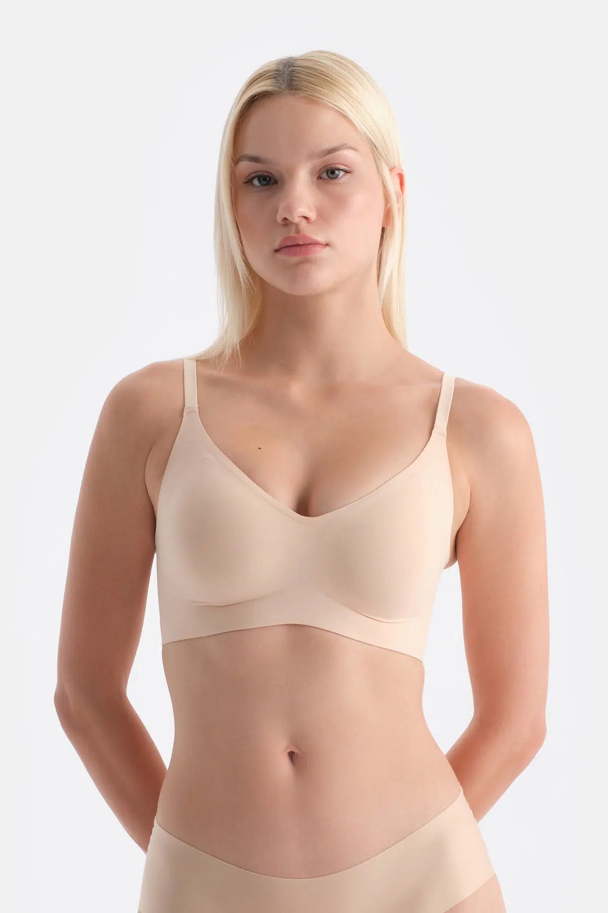 Ten Linora Balensiz Dikişsiz Toparlayıcı Sütyen