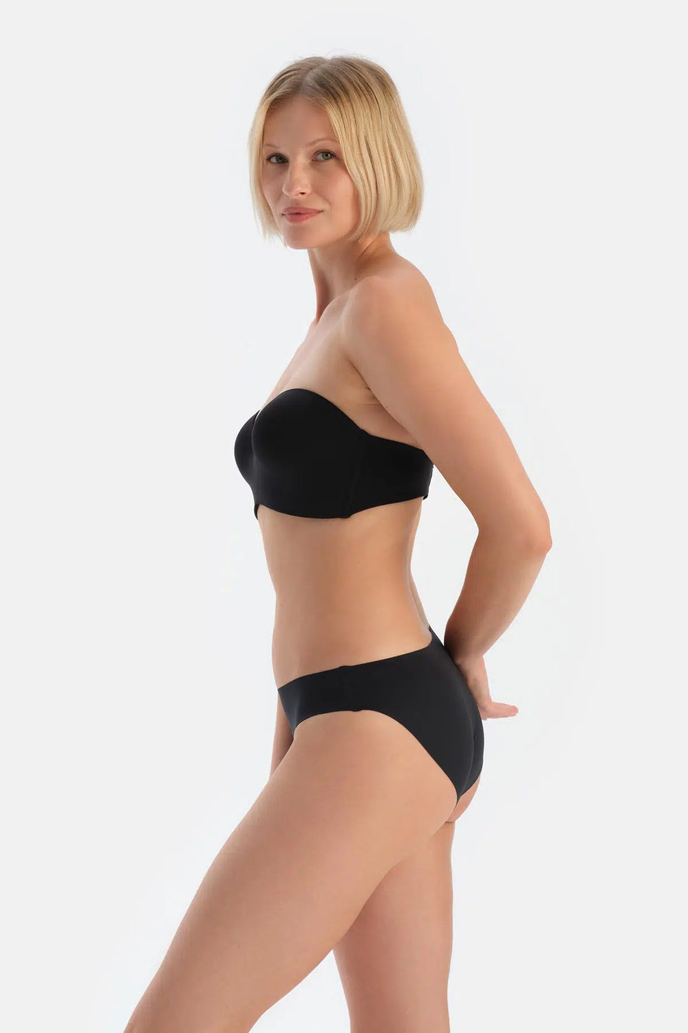 Siyah Lazer Kesim Brıef Külot
