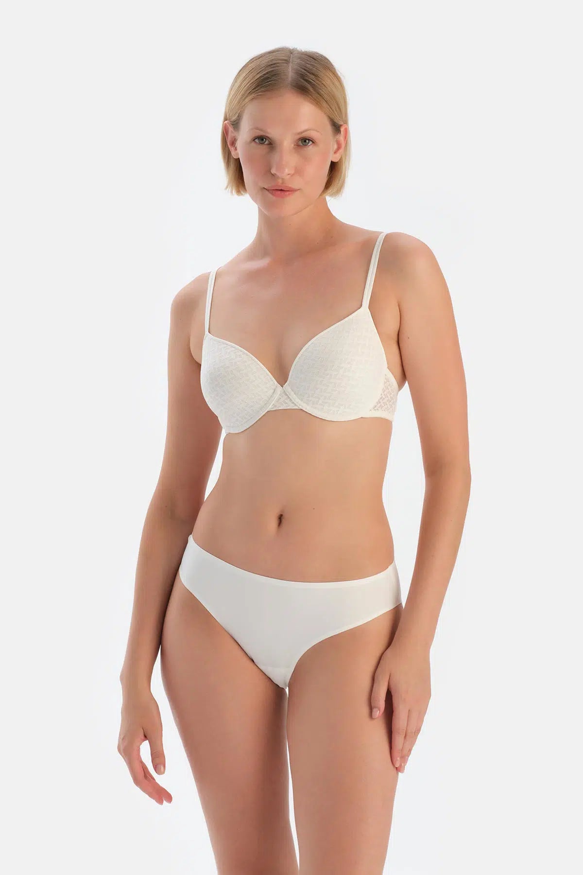 Beyaz Lazer Kesim Yapıştırma Hıpster