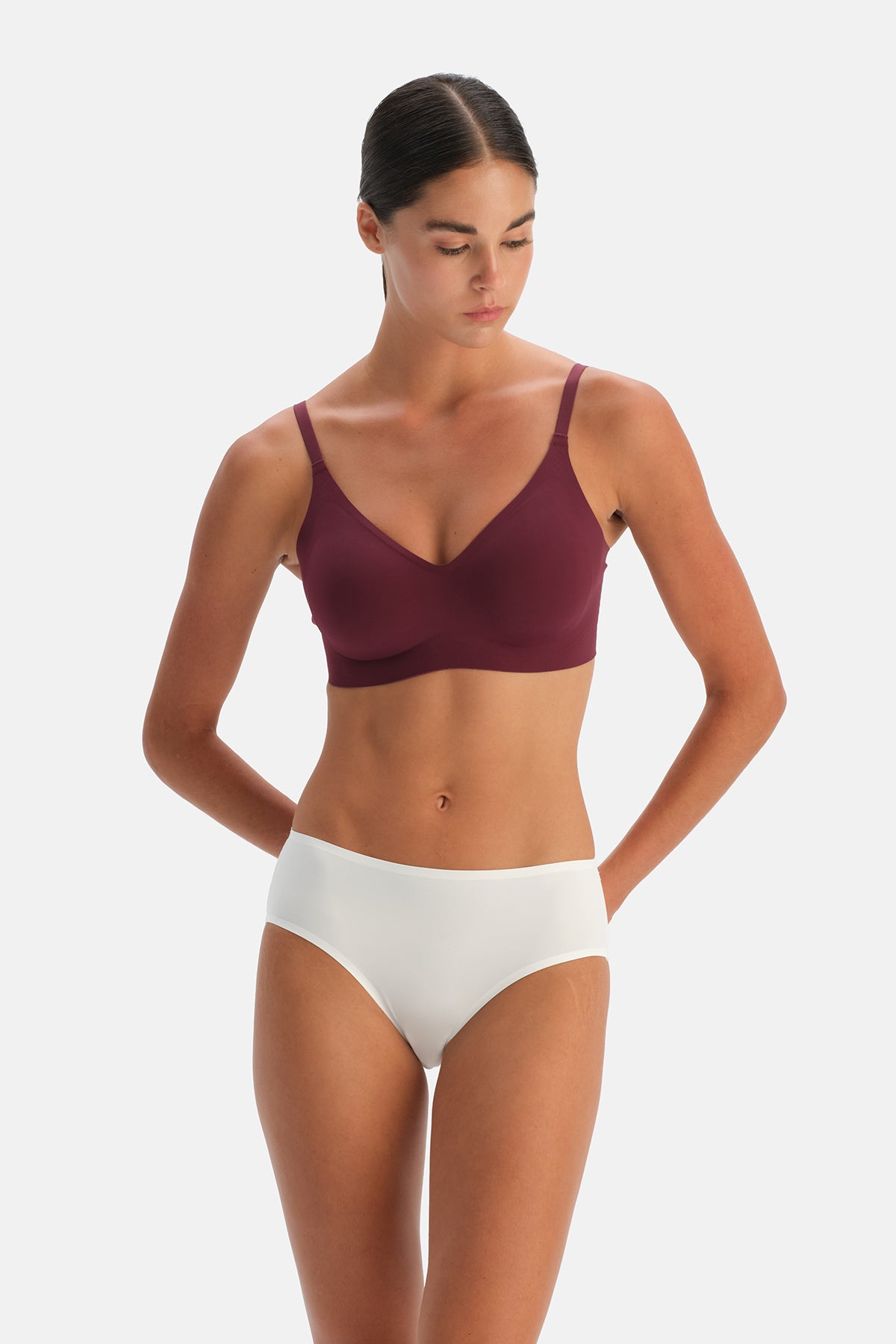 Beyaz Lazer Kesim Yapıştırma Hıpster