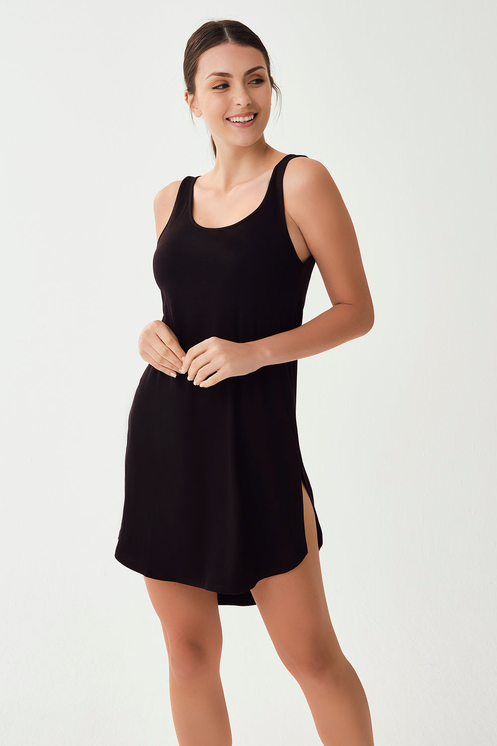 Siyah Kolsuz Elbise Pareo