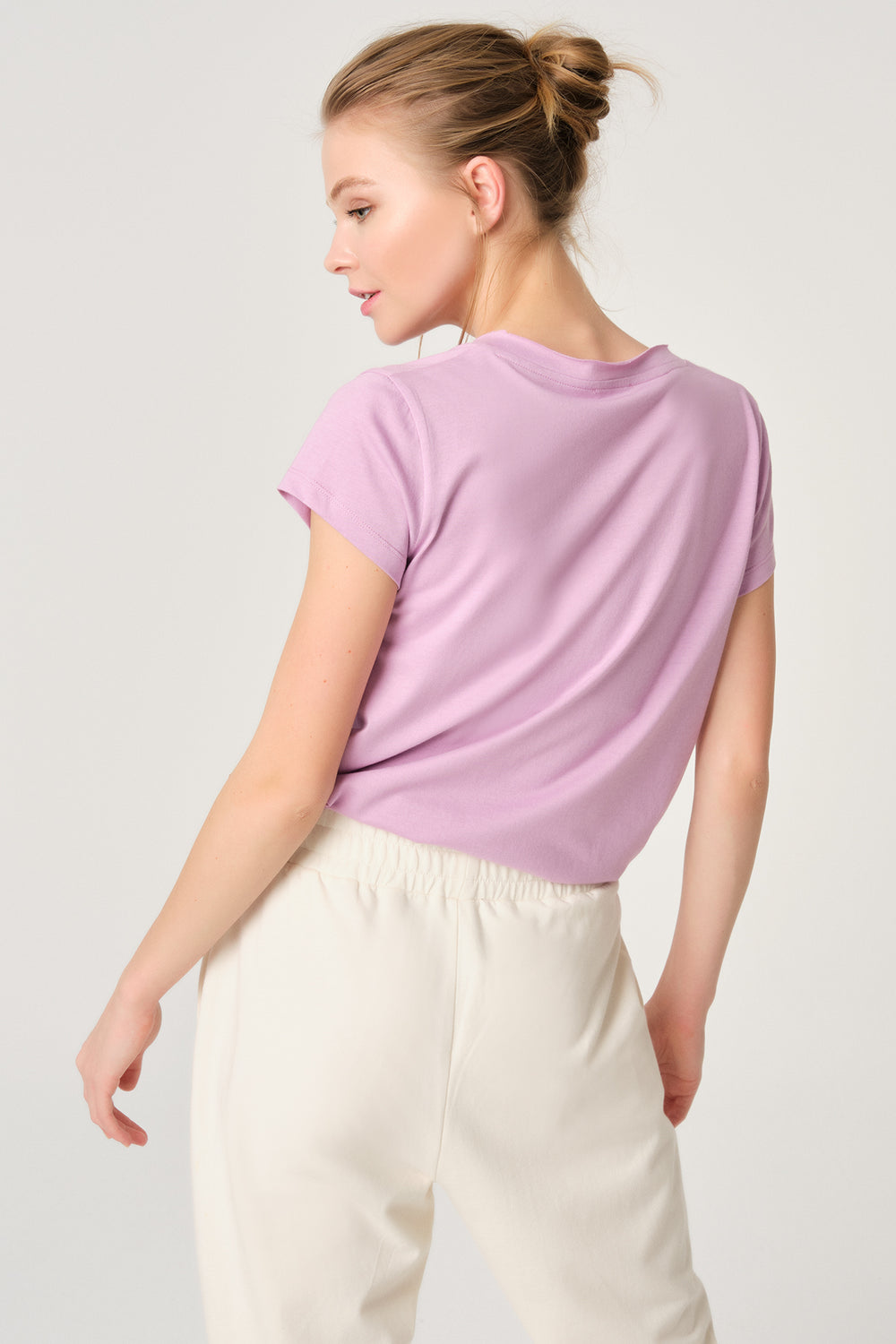 Pembe V Yaka Beli Büzgülü T-Shirt