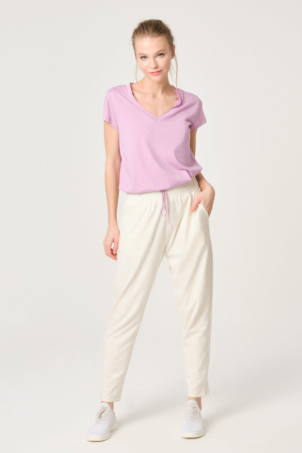Pembe V Yaka Beli Büzgülü T-Shirt