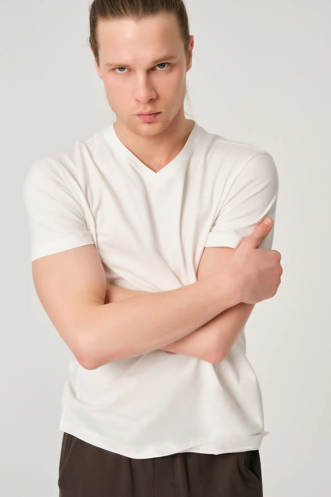 Ekru V Yaka Erkek T-Shirt