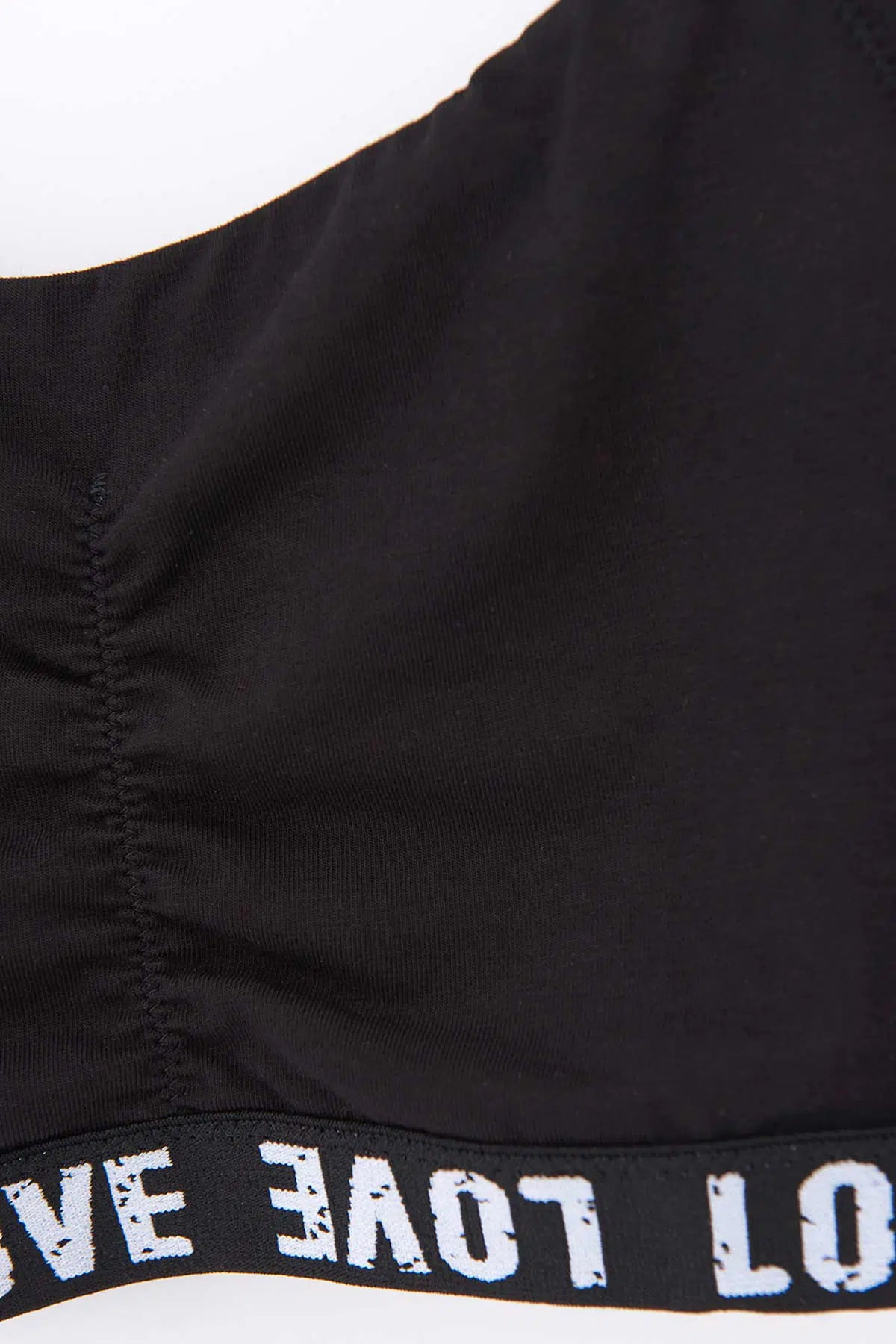 Siyah Kız Çocuk Ilk Sütyenim