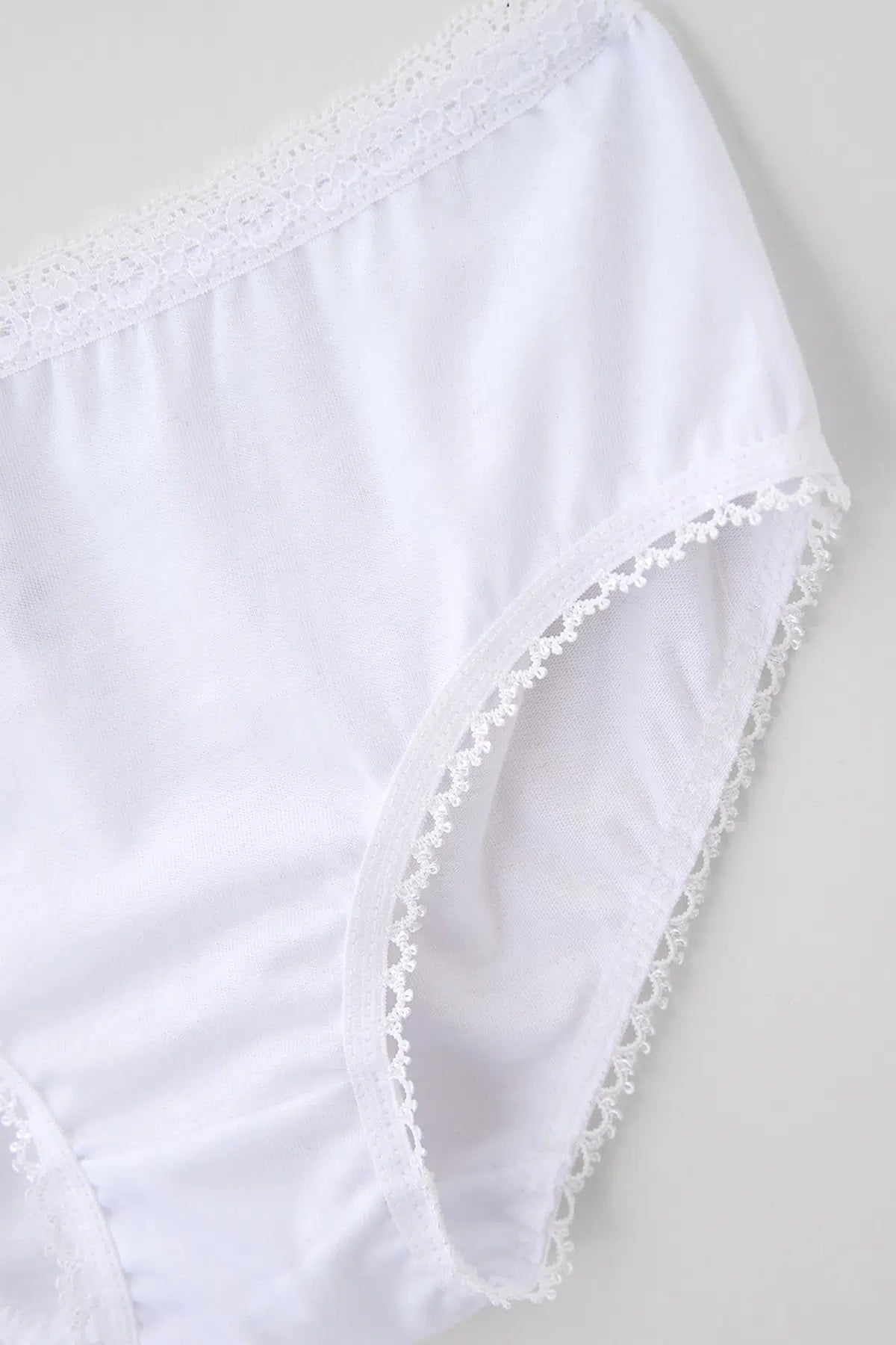 Beyaz 3'lü Penye Kız Çocuk Slip Külot