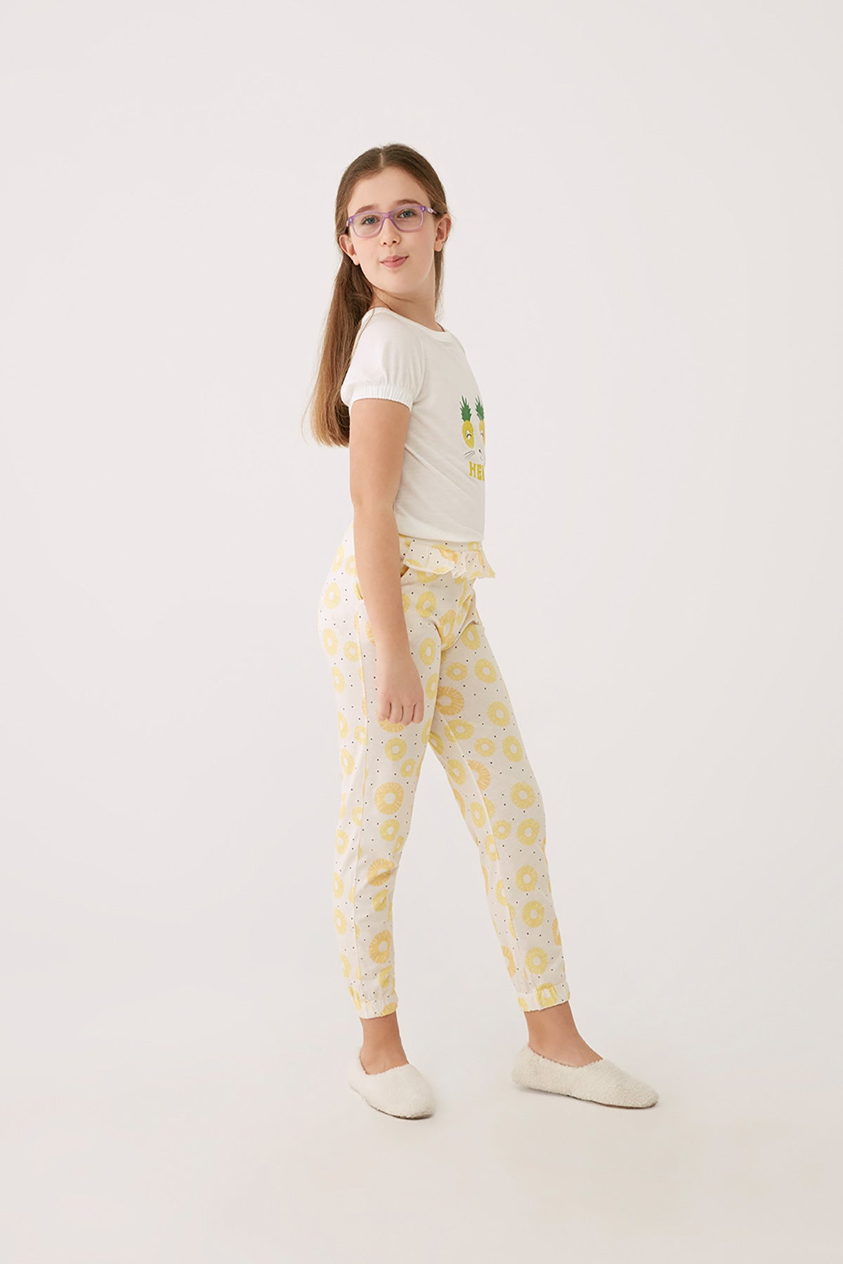 Ekru O Yaka Ananas Modal Empirme Kumaş Altı Ribana Kız Çocuk Pijama Takımı