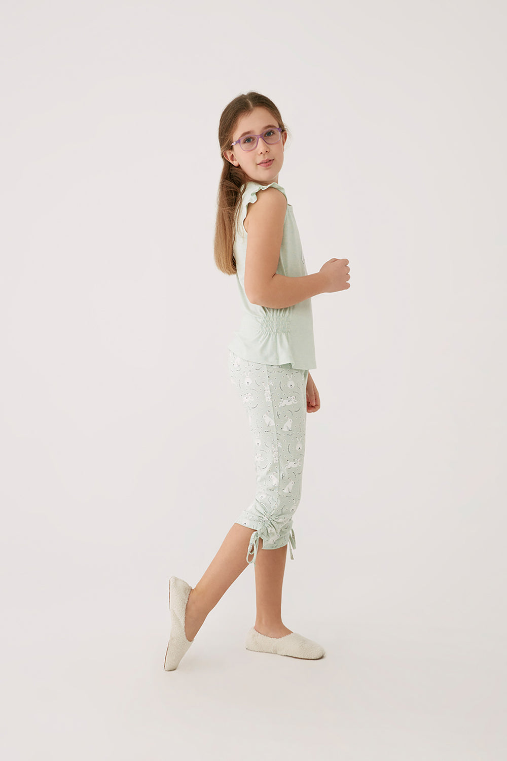 Yeşil Melanj O Yaka Tavşan Baskılı Empirme Kumaş Kız Çocuk Kısa Kol Kapri Takımı