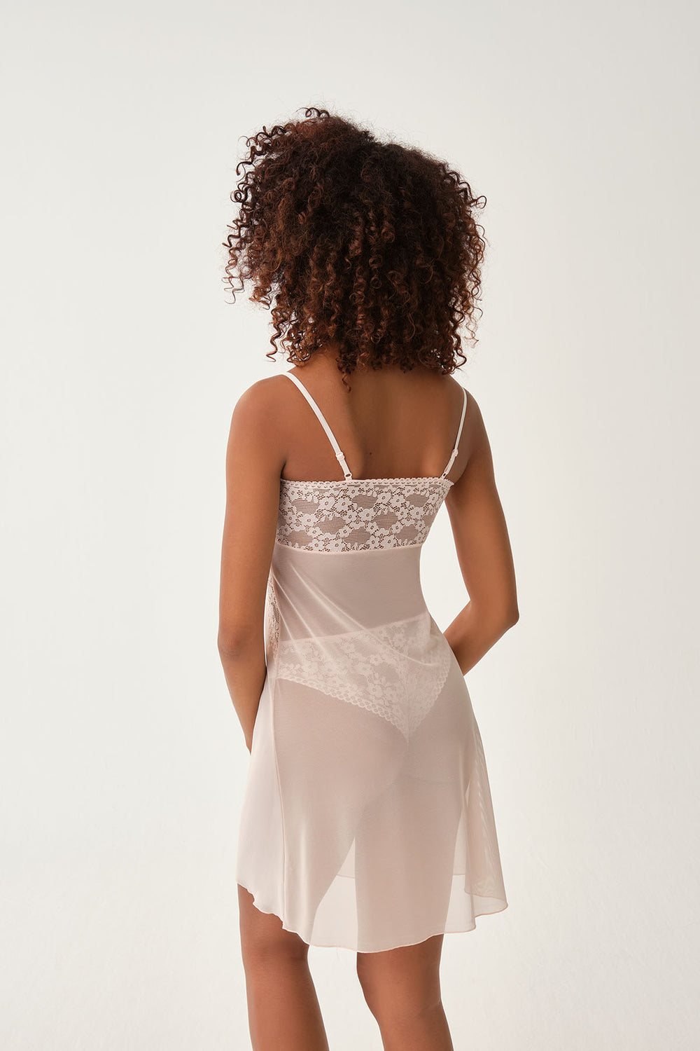 Pudra Dantel Detaylı Tül Gecelik